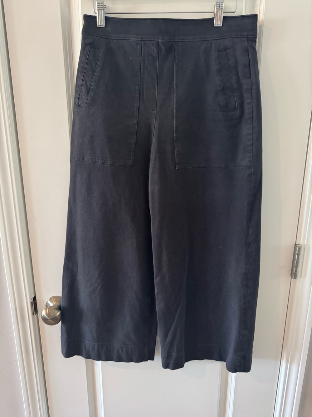 SPANX Black Wide-Leg Cropped Patch Pocket Pants